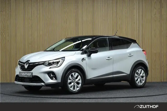 Photo 1 : Renault Captur 2021 Essence