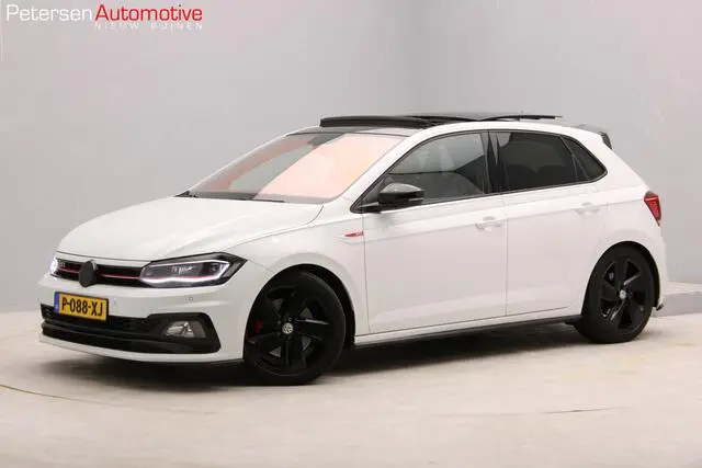 Photo 1 : Volkswagen Polo 2018 Petrol