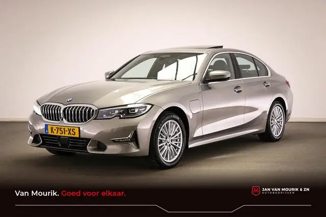 Photo 1 : Bmw Serie 3 2021 Hybrid