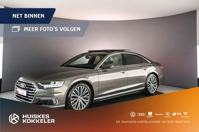 Photo 1 : Audi A8 2020 Hybrid