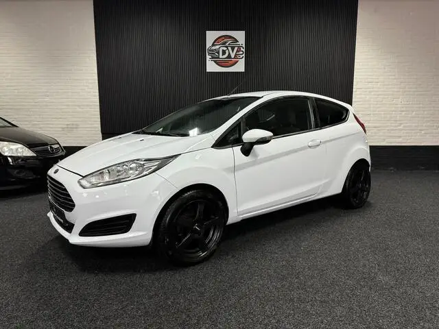 Photo 1 : Ford Fiesta 2015 Petrol