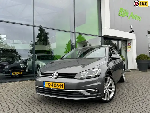 Photo 1 : Volkswagen Golf 2017 Essence