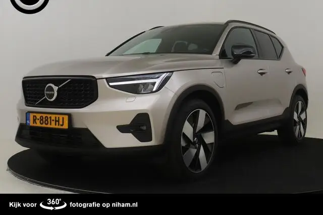 Photo 1 : Volvo Xc40 2022 Hybrid