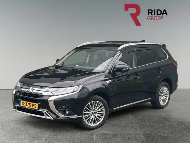 Photo 1 : Mitsubishi Outlander 2021 Hybrid