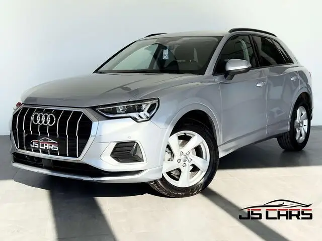 Photo 1 : Audi Q3 2019 Petrol