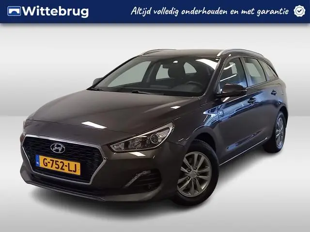 Photo 1 : Hyundai I30 2019 Petrol