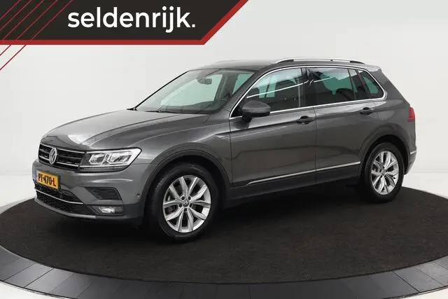 Photo 1 : Volkswagen Tiguan 2017 Essence