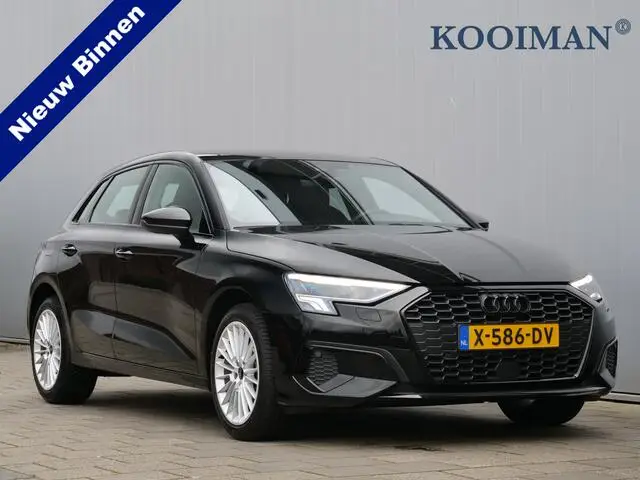 Photo 1 : Audi A3 2023 Hybride