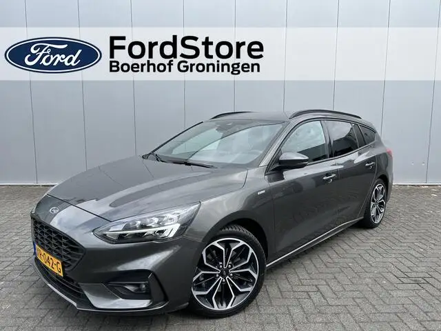 Photo 1 : Ford Focus 2019 Petrol