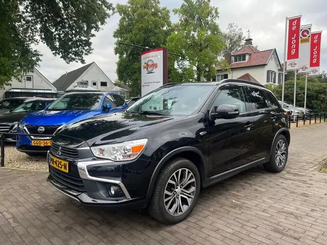 Photo 1 : Mitsubishi Asx 2017 Petrol