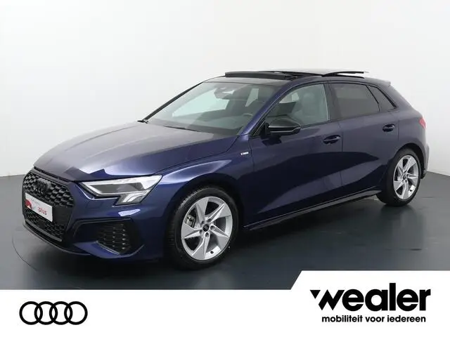 Photo 1 : Audi A3 2023 Essence