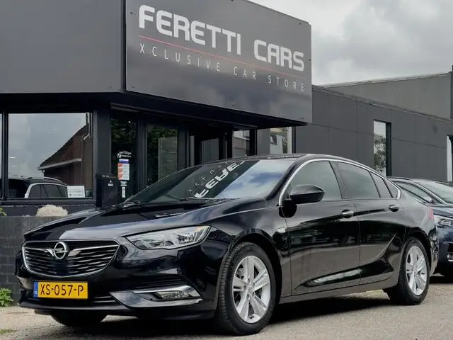 Photo 1 : Opel Insignia 2019 Petrol