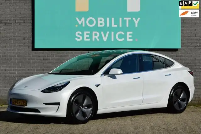 Photo 1 : Tesla Model 3 2019 Électrique