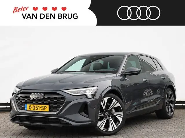 Photo 1 : Audi Q8 2024 Electric