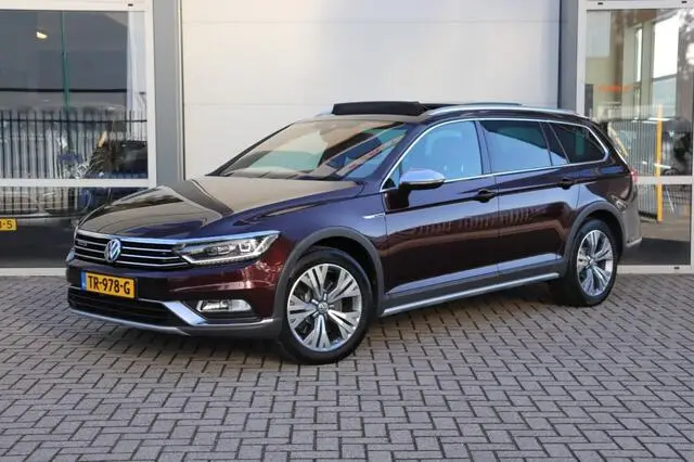 Photo 1 : Volkswagen Passat 2016 Diesel