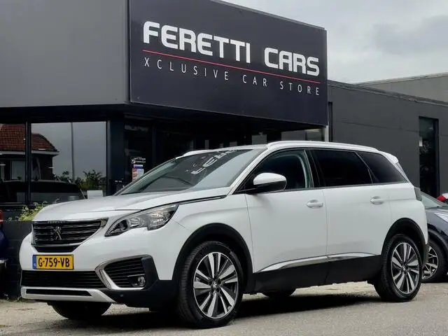 Photo 1 : Peugeot 5008 2019 Petrol