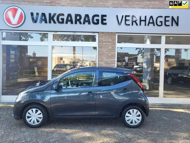 Photo 1 : Toyota Aygo 2019 Petrol