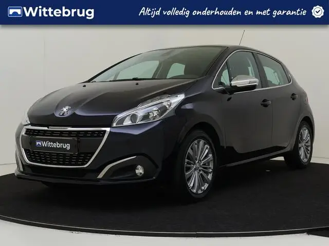 Photo 1 : Peugeot 208 2016 Essence