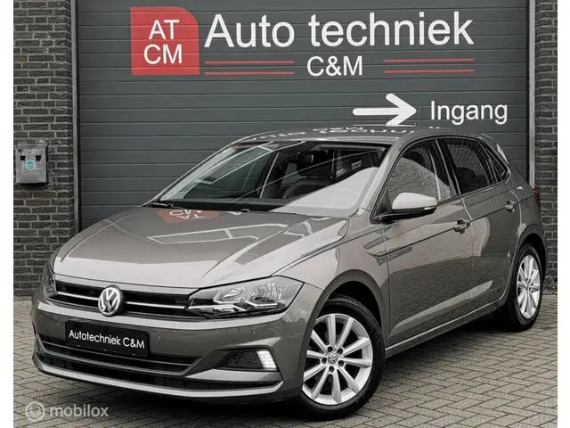 Photo 1 : Volkswagen Polo 2018 Petrol