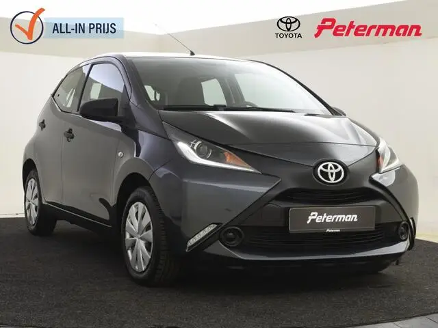 Photo 1 : Toyota Aygo 2015 Petrol