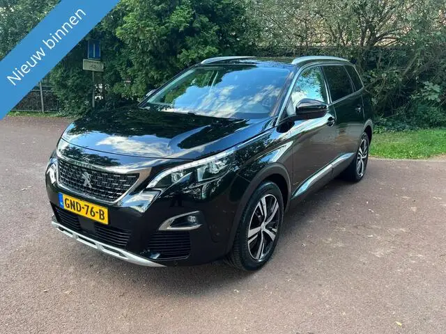 Photo 1 : Peugeot 5008 2019 Petrol