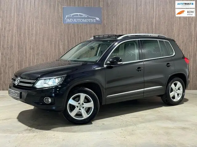 Photo 1 : Volkswagen Tiguan 2015 Essence