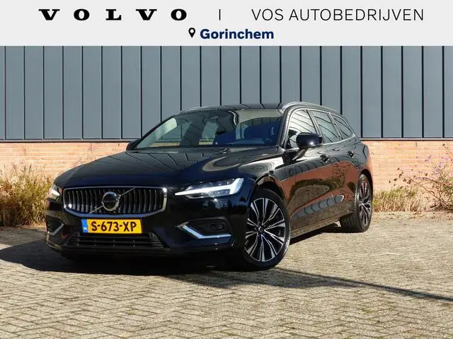 Photo 1 : Volvo V60 2023 Hybrid