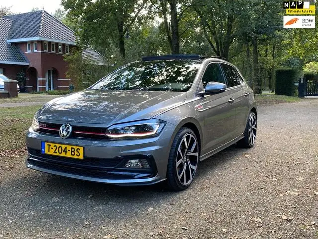 Photo 1 : Volkswagen Polo 2019 Essence