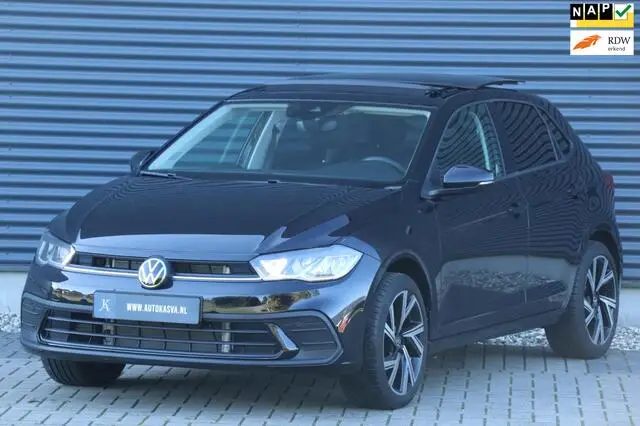 Photo 1 : Volkswagen Polo 2023 Petrol