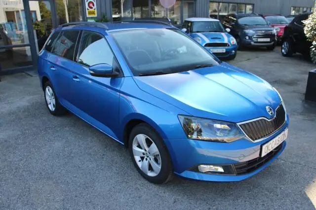 Photo 1 : Skoda Fabia 2015 Petrol