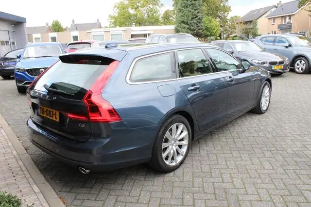 Photo 1 : Volvo V90 2018 Petrol