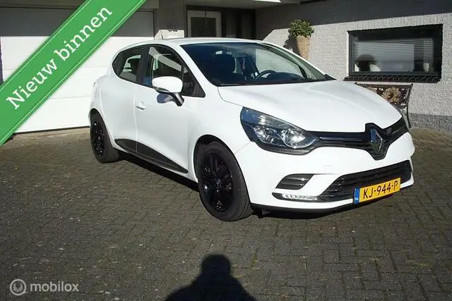 Photo 1 : Renault Clio 2016 Essence