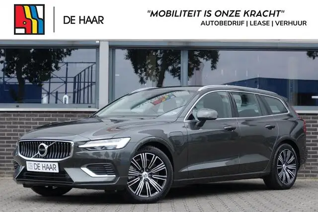 Photo 1 : Volvo V60 2021 Hybride