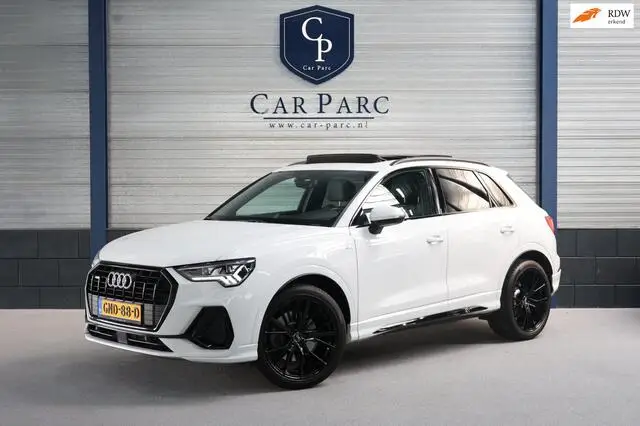 Photo 1 : Audi Q3 2020 Petrol