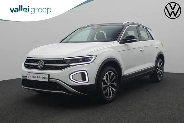 Photo 1 : Volkswagen T-roc 2023 Petrol