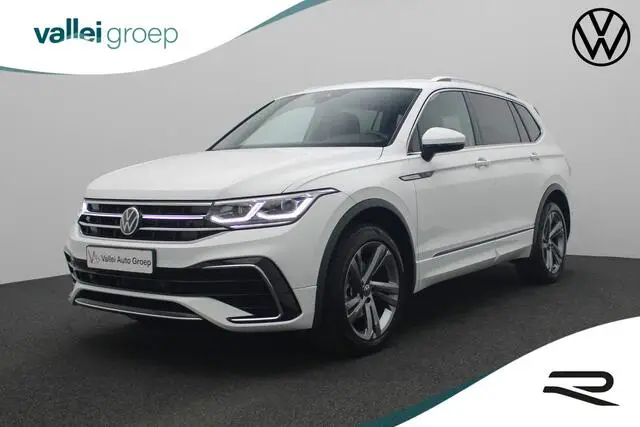 Photo 1 : Volkswagen Tiguan 2024 Essence