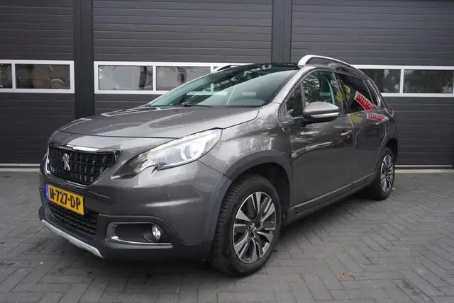 Photo 1 : Peugeot 2008 2017 Petrol