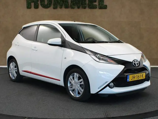 Photo 1 : Toyota Aygo 2016 Essence