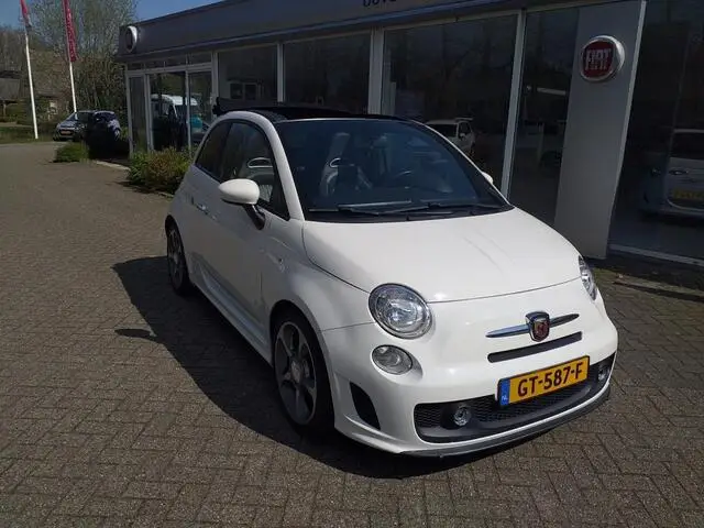 Photo 1 : Abarth 500 2015 Petrol