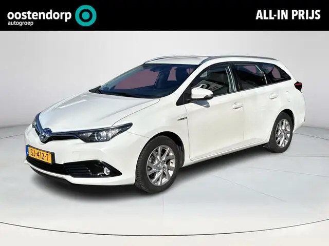 Photo 1 : Toyota Auris 2017 Hybrid