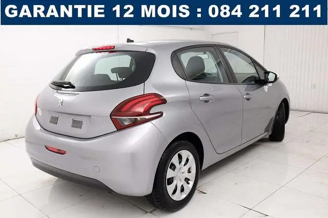 Photo 1 : Peugeot 208 2019 Petrol