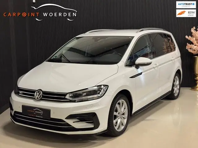 Photo 1 : Volkswagen Touran 2019 Petrol