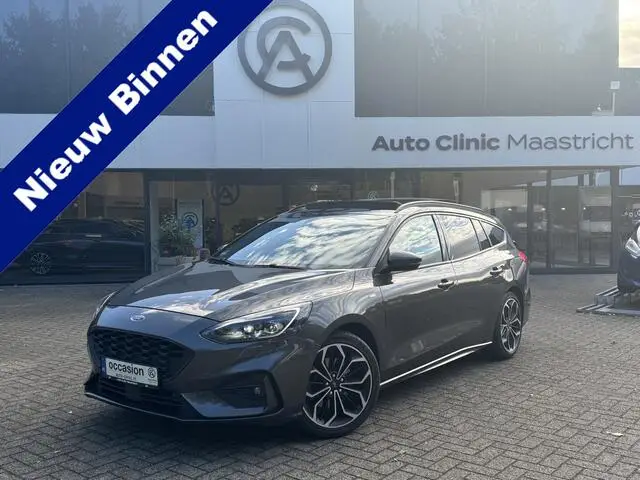 Photo 1 : Ford Focus 2019 Essence