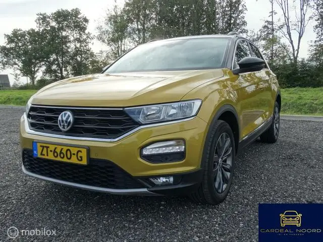 Photo 1 : Volkswagen T-roc 2019 Essence