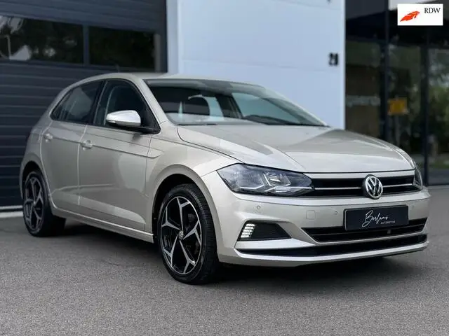 Photo 1 : Volkswagen Polo 2019 Petrol