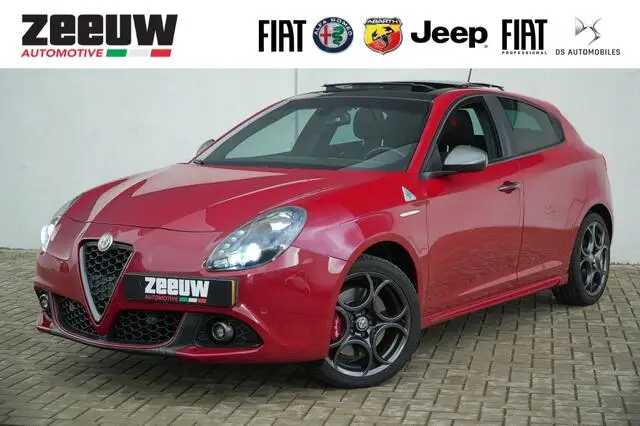 Photo 1 : Alfa Romeo Giulietta 2018 Essence