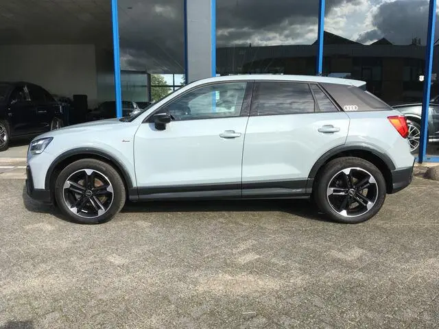 Photo 1 : Audi Q2 2022 Petrol