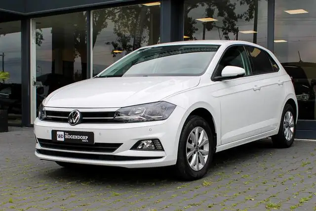 Photo 1 : Volkswagen Polo 2021 Petrol