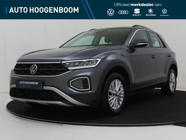 Photo 1 : Volkswagen T-roc 2022 Essence