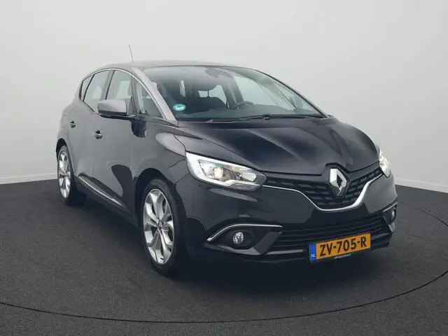 Photo 1 : Renault Scenic 2019 Essence